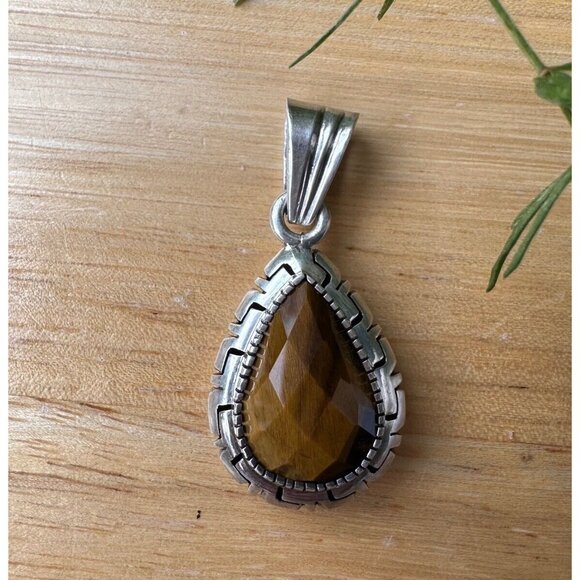 VTG‎ Pendant 1.5" Teardrop Faceted Tiger Eye Gemstone 925 Sterling Silver 5.8g - Picture 3 of 6